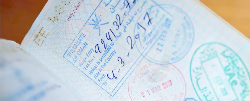 Oman visa and residency documents — visa paperwork guide for expats in Muscat